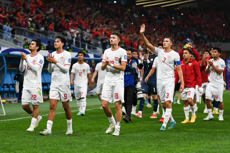 此前18強賽中國vs印尼延遲開球，中國、印尼兩隊收到FIFA罰單