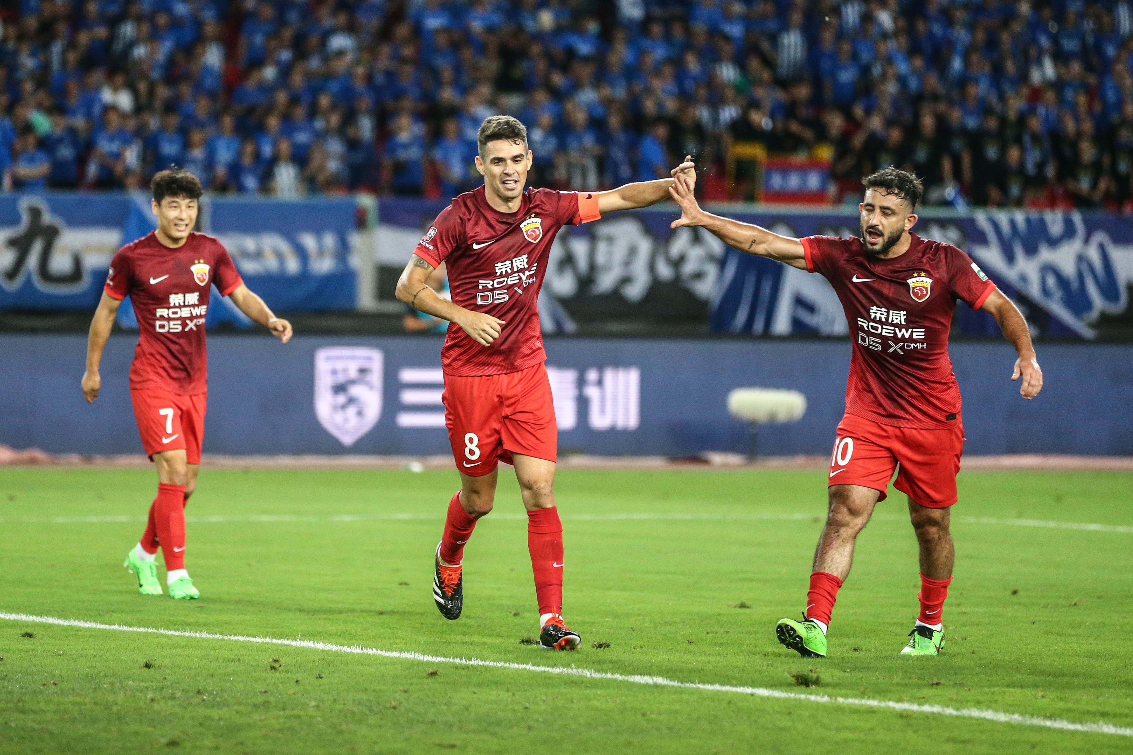 兩人合約到期離隊(duì)+兩人結(jié)束租借，海港即將僅剩兩名外援